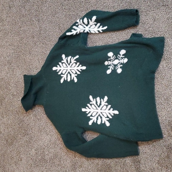 Anthropologie Cupcakes & Cashmere Turtleneck Snowflake Revolve Sweater sz M - Picture 9 of 9